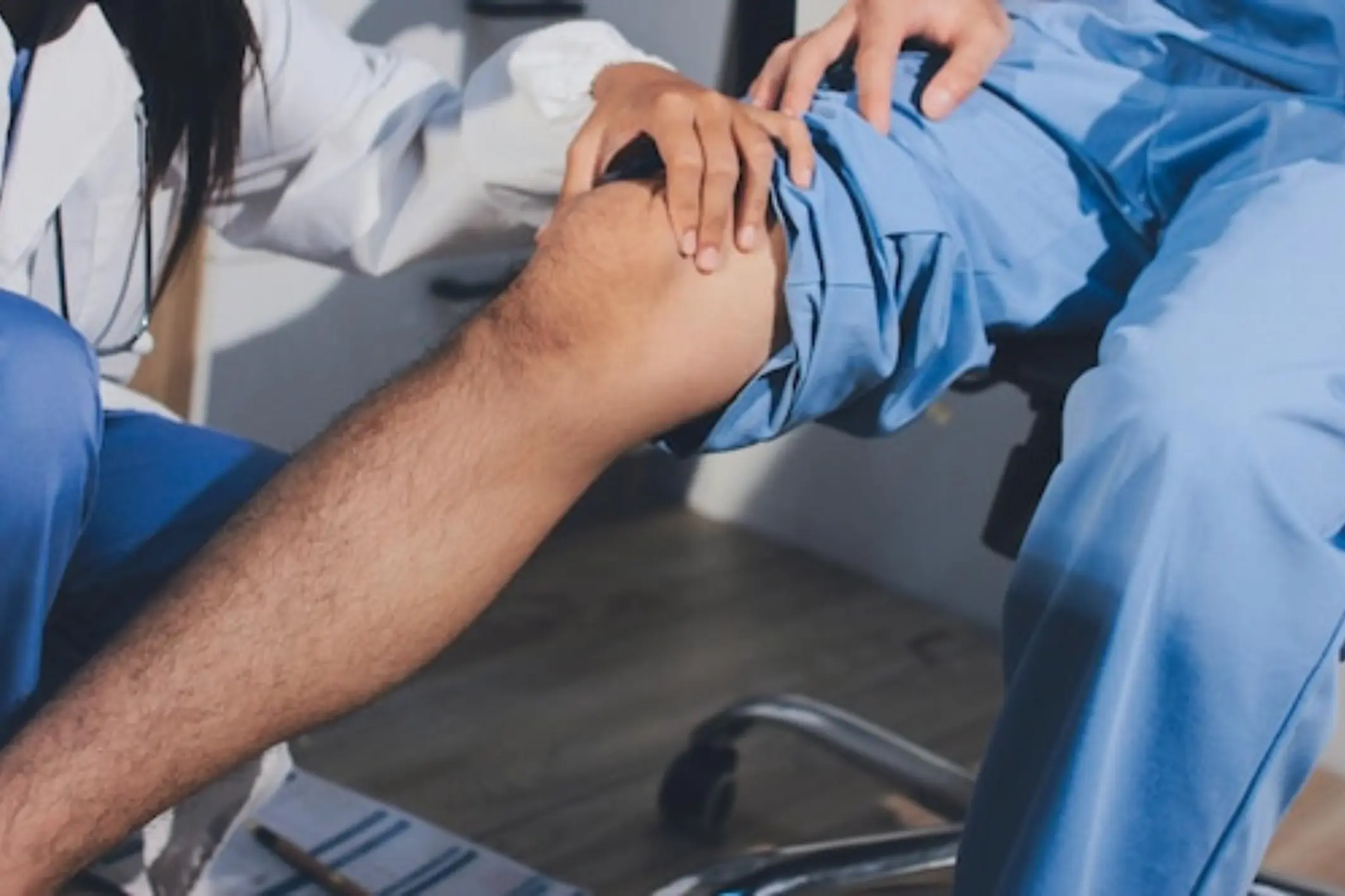 Best Daily Exercises to Improve Knee Strength &ndash; Advice from Dr SumitZ