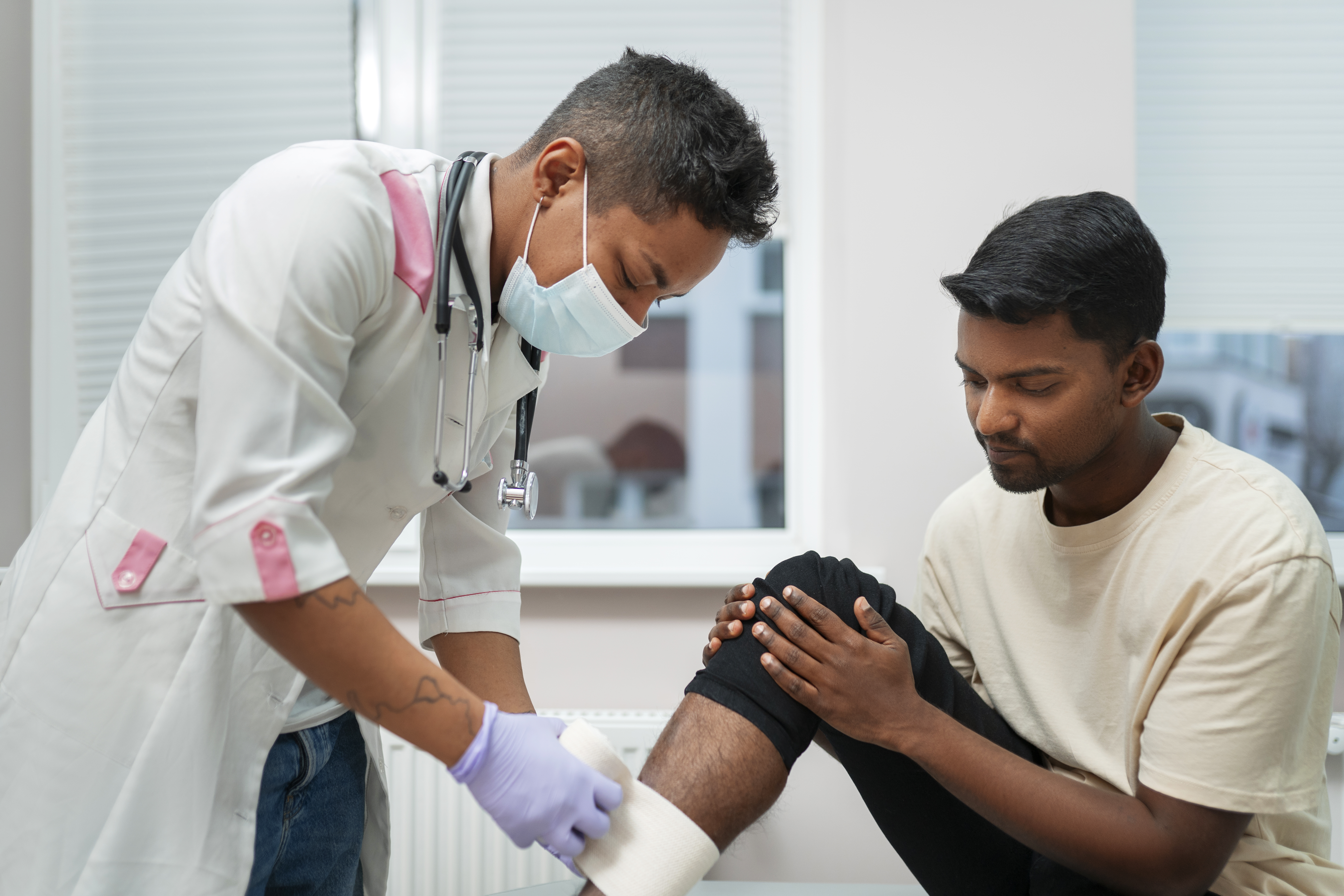 Searching for an Orthopedic Near You? Here's Why Baner, Pune Trusts Dr. SumitZ