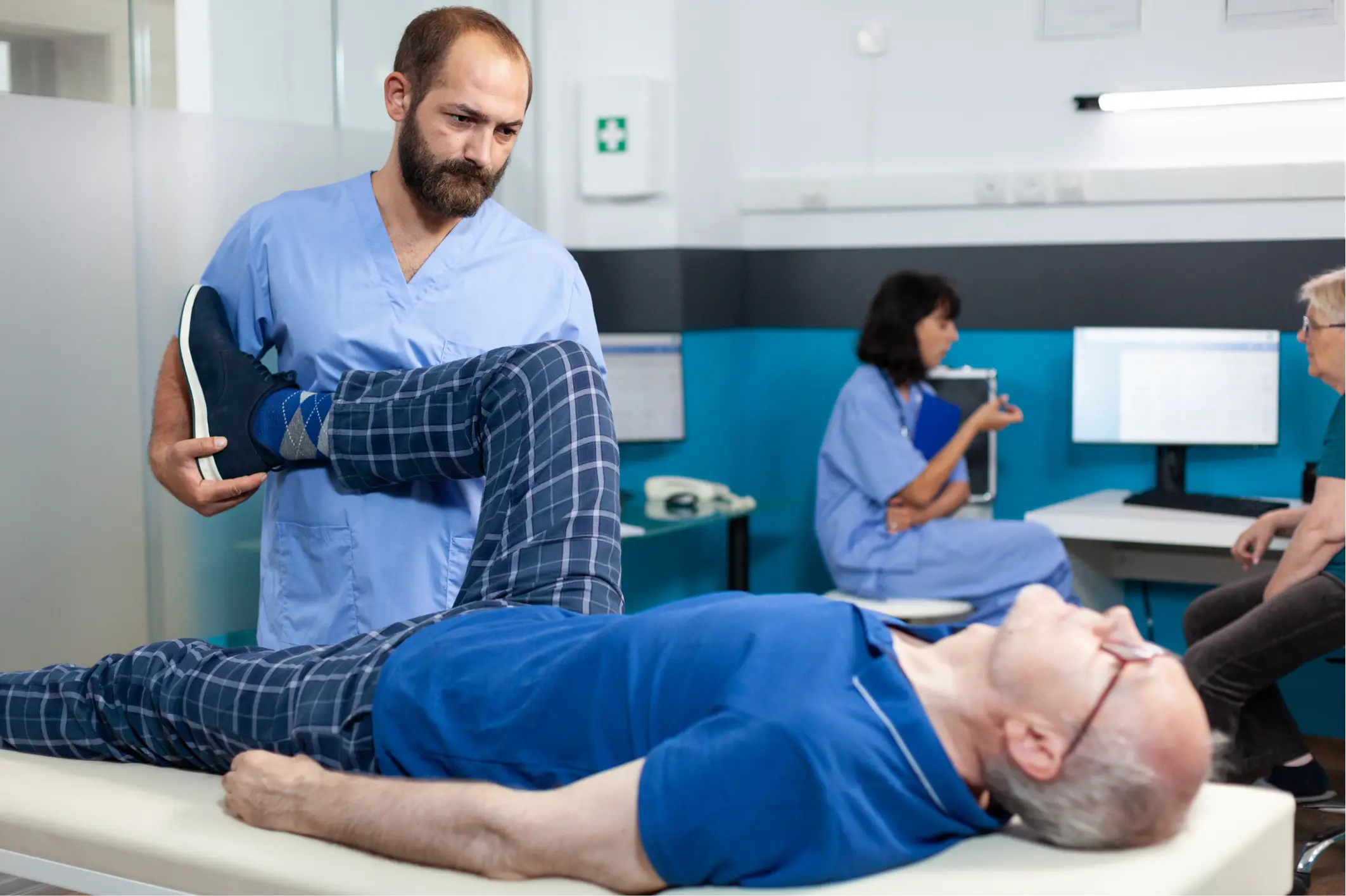 Dr. SumitZ Clinic: A Trusted Super Specialty Orthopedic Hospital in Baner