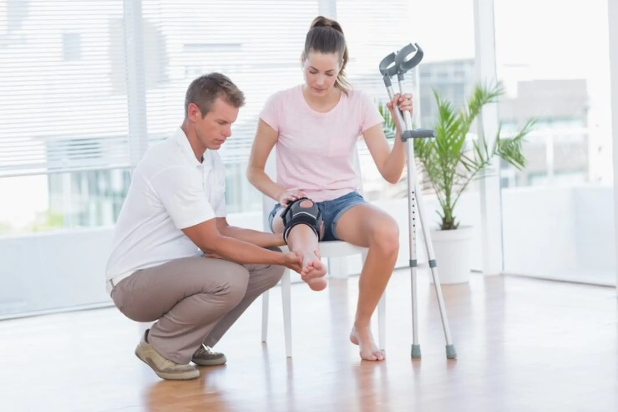 Common Orthopedic Myths That Could Delay Your Treatment in Pune | Dr SumitZ Clinic