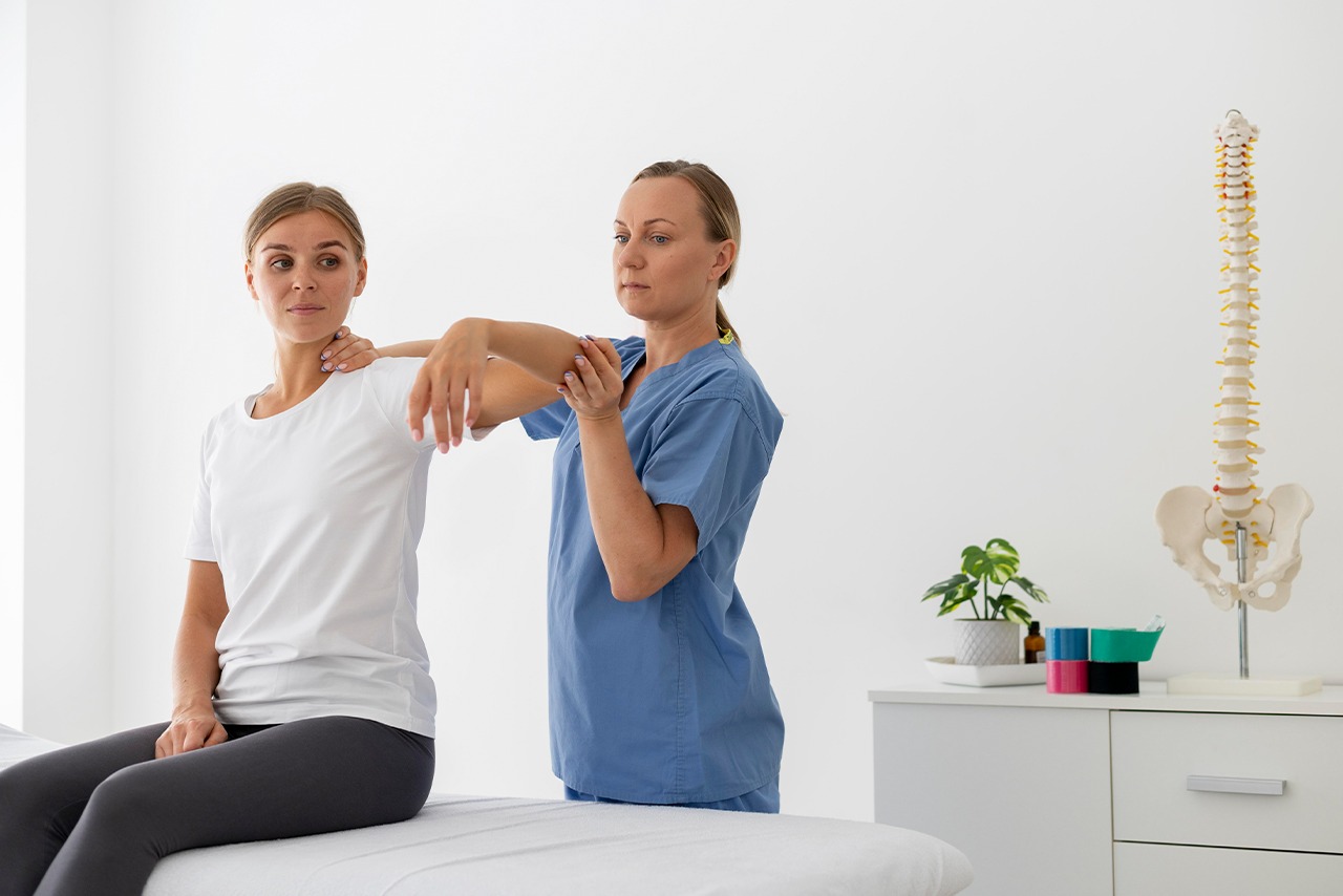 Why You Should Choose the Best Physiotherapist in Pune for Your Recovery?