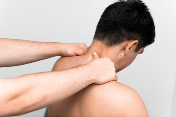 Check these  Warning Signs of Back Pain with Professional Orthopedic Care from Dr. SumitZ